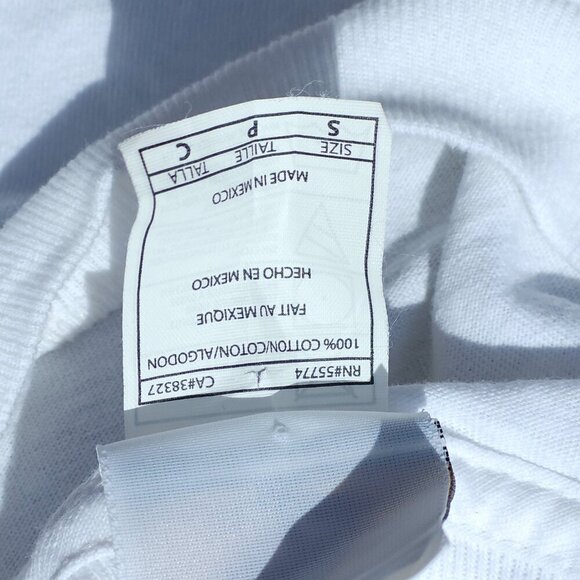 OFFICIAL HARD ROCK CAFE Niagara Falls LOGO Tshirt Size Small - Picture 6 of 6